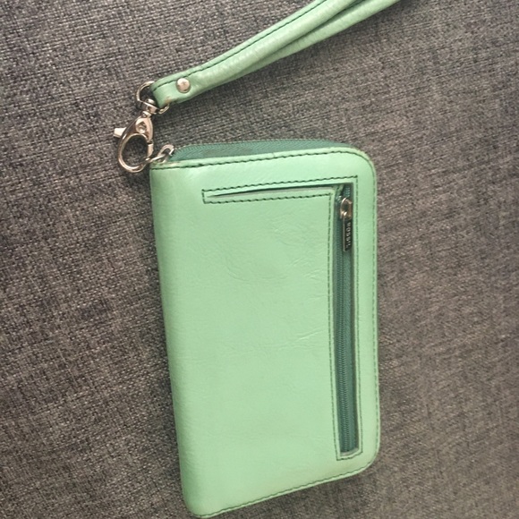 Mint fossil wristlet - Picture 3 of 3